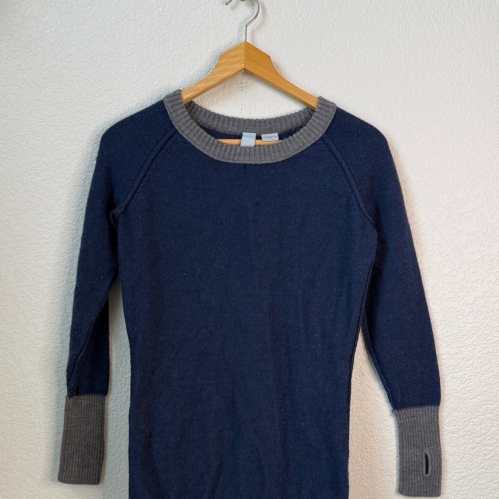 Stio Crew Neck Sweater Merino Wool Blue and Gray size Medium